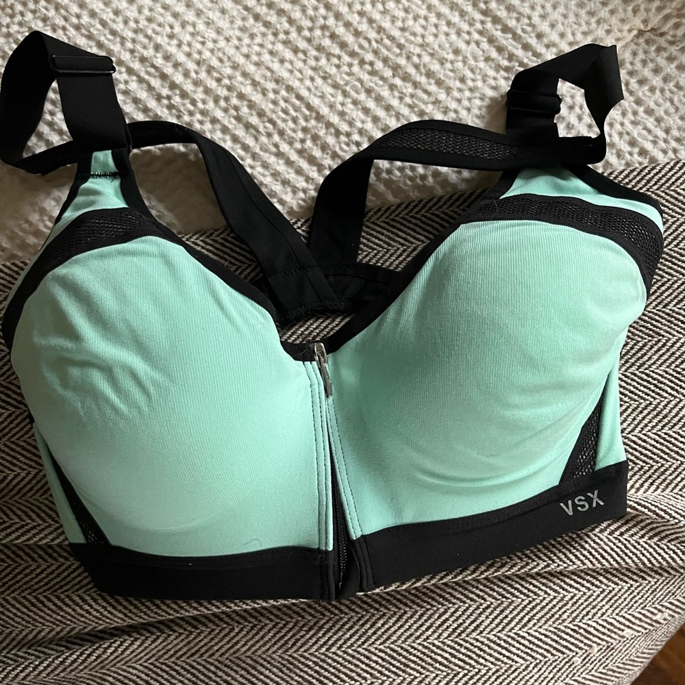 Victorias Secret Sports Bra